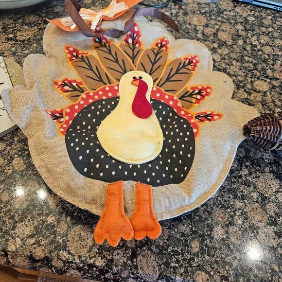 Thanksgiving Fall Table Decor $10 for all - Picture 3 of 4